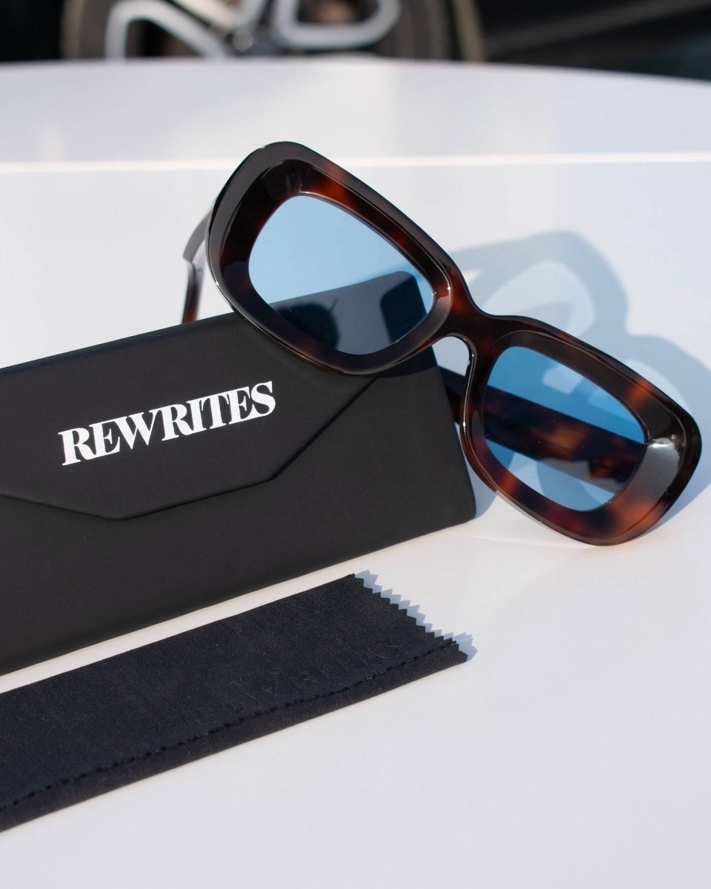 Unfazed — Tortoiseshell Rectangle Polarized Sunglasses